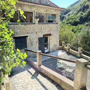 3 Pièces Dans Maison Individuelle Entre Et Montagnes Appartement Bouyon